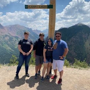 Meet your Posher, Martin